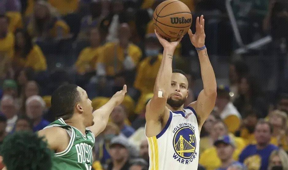 勇士在世界杯中晋级凯尔特人，表现神勇