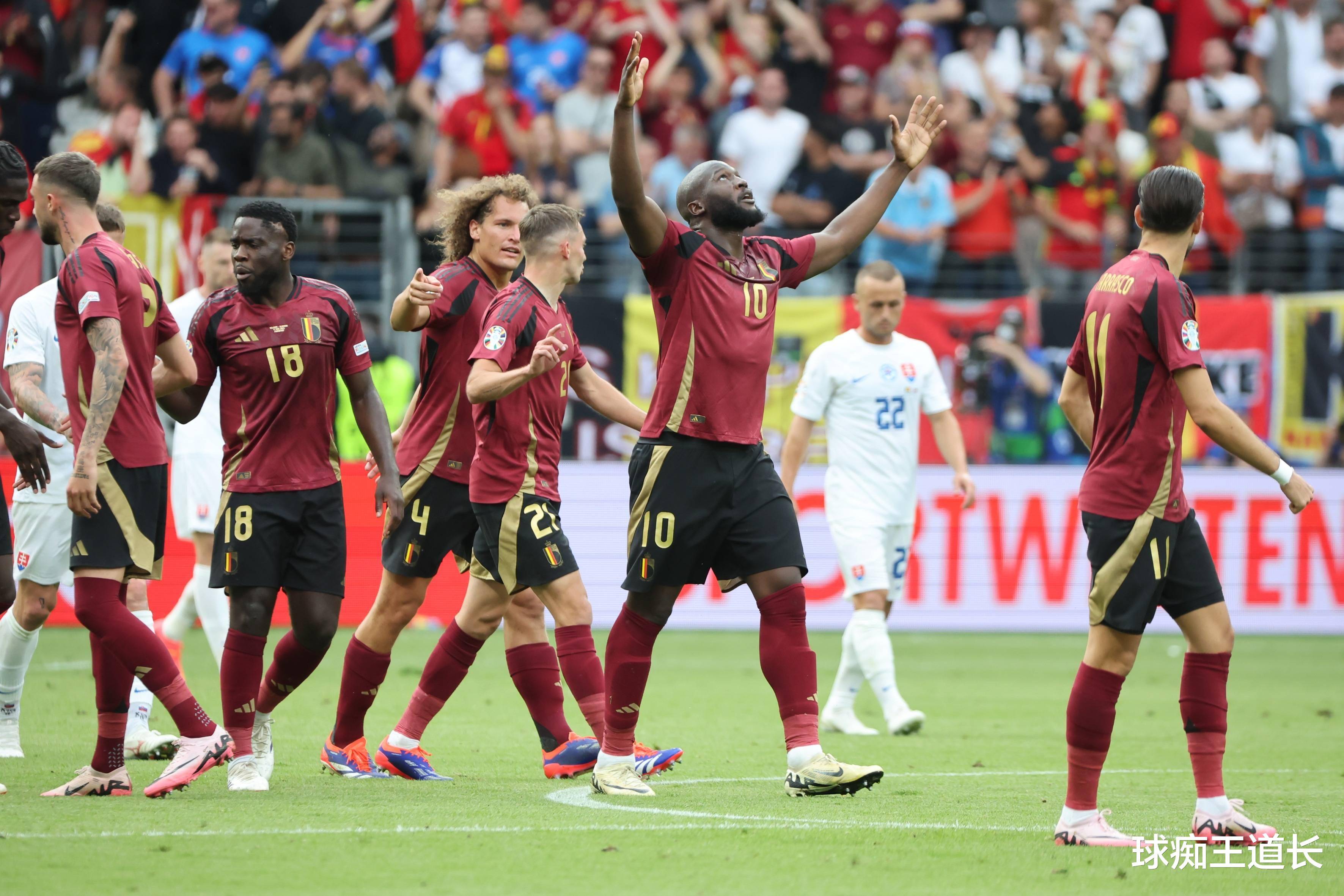 9you娱乐-关于欧预赛关键时刻强强对话，谁将笑到最后？的信息