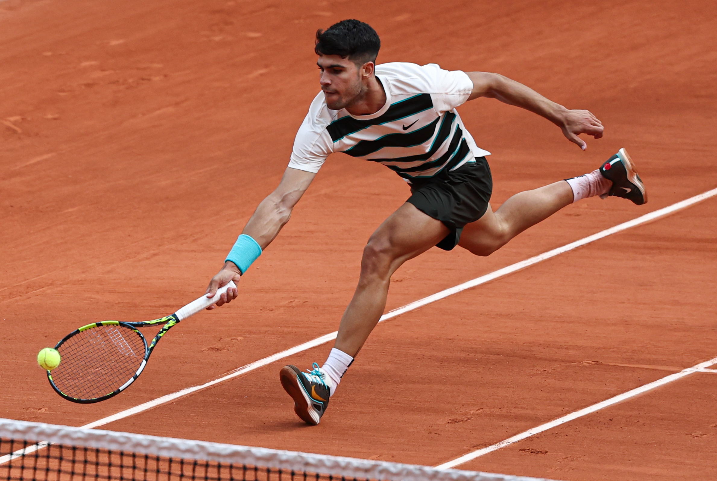 澳网轻取法网,阿尔卡拉斯带队取胜 澳网轻取法网,阿尔卡拉斯带队取胜