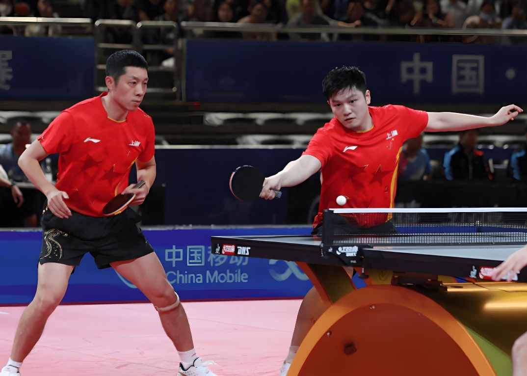 英格兰队完胜奥地利队，许昕扛起全队