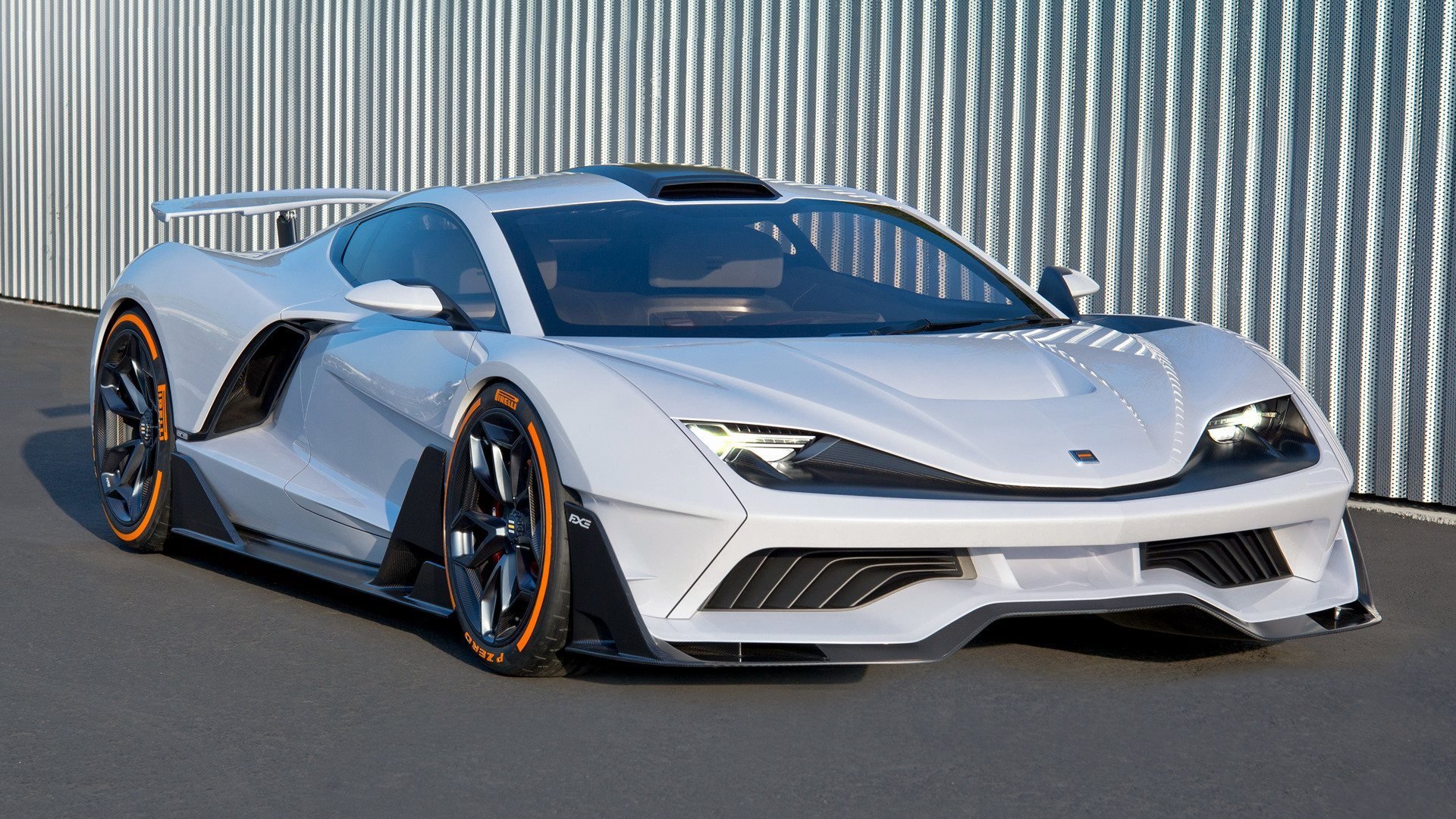 当波斯铁骑遇上红黑军团，体育场上的文明对话与英雄叙事