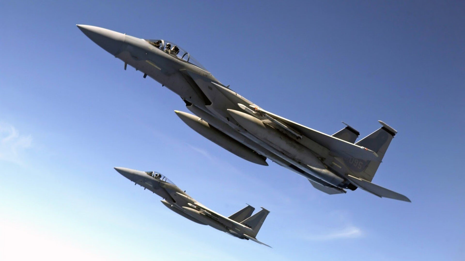 对决的双重奏，当雄鹿的碾压，遇见库里的诗篇