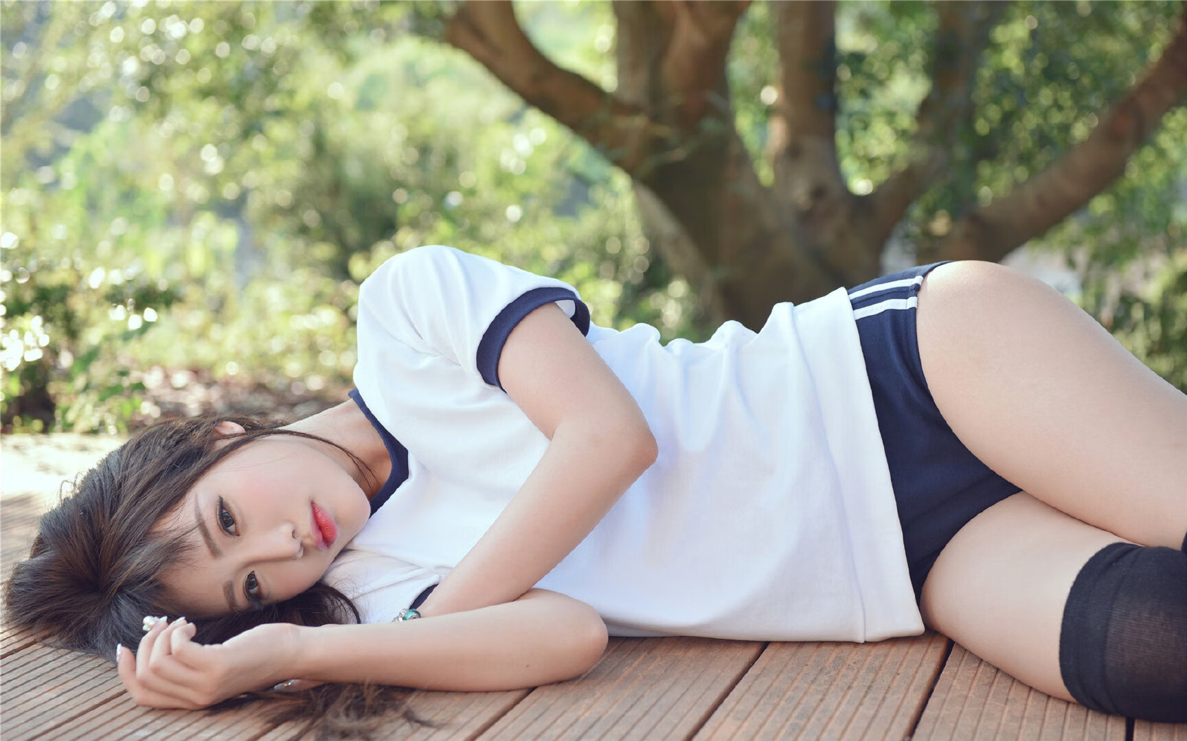 卡塞米罗跨越大洲的不对称战争，当巴西铁腰在挪威冰川与玻利维亚高原的想象中奔腾