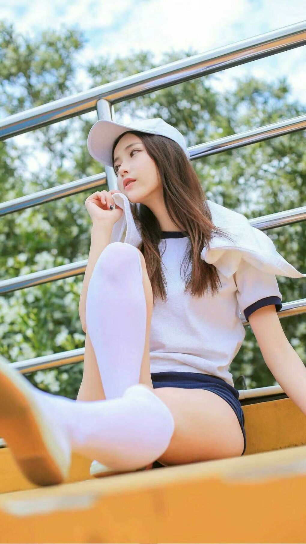 平行世界的荣耀之夜,当足球的命运钟摆与篮球的数据洪流相撞