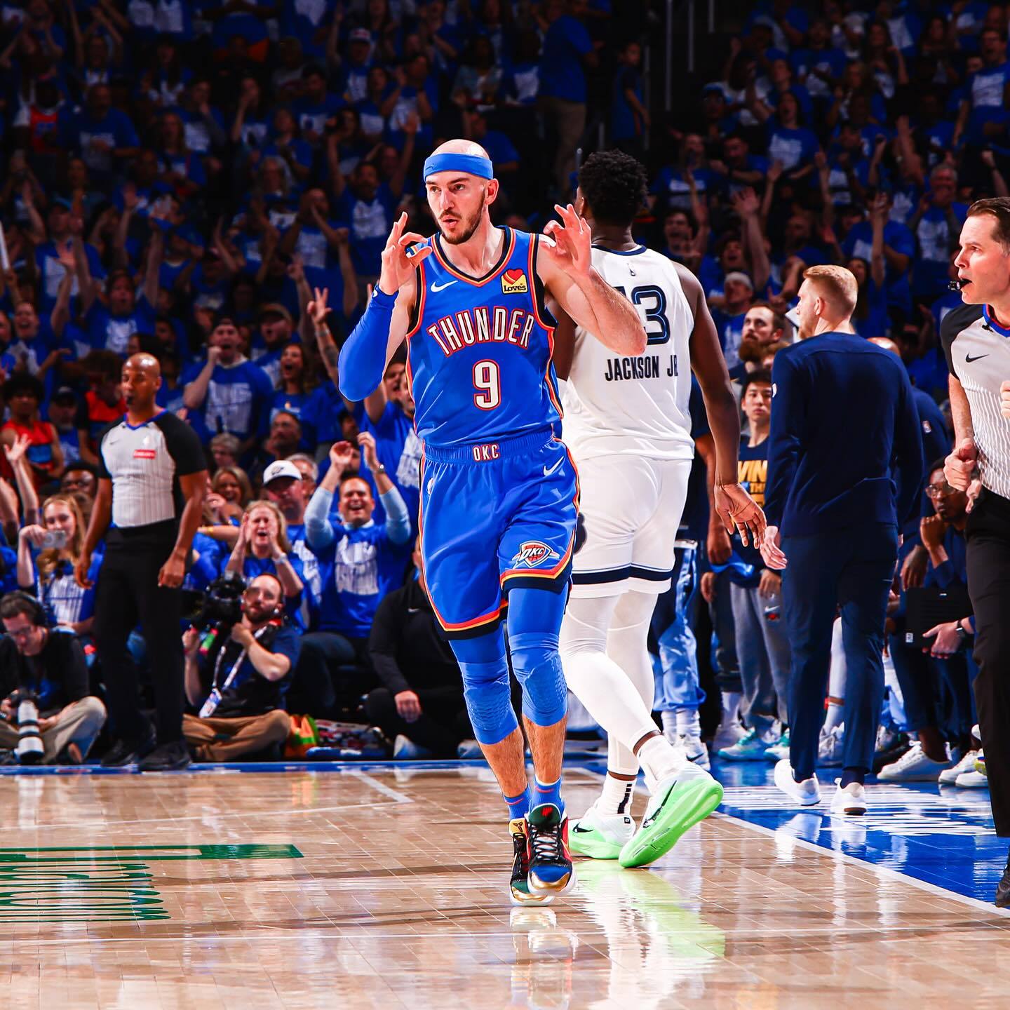 莫兰特成为胜负手，雷霆连续得分压制步行者