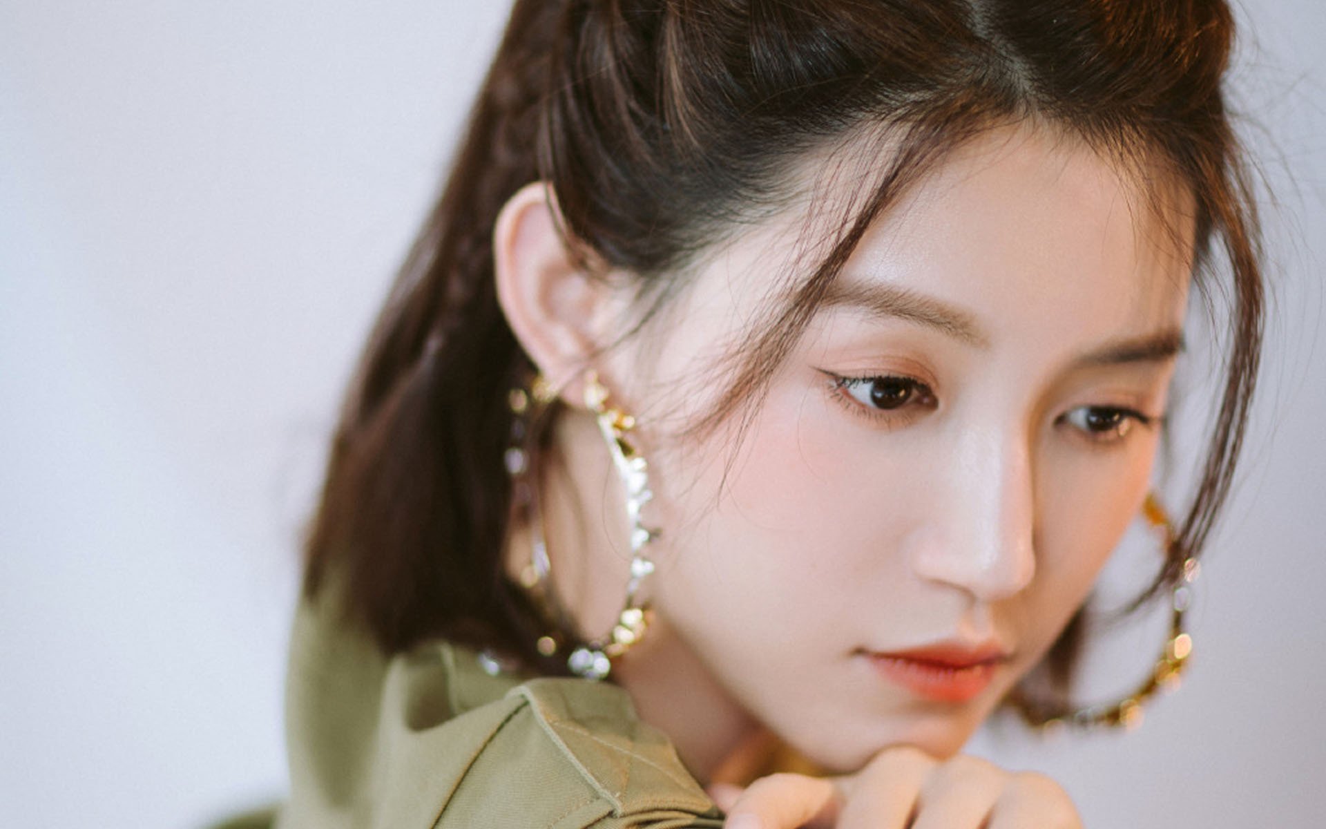 九游娱乐app下载-冰与火之歌，哈利伯顿用魔法点燃赛场，黄蜂迅疾蛰伤热火